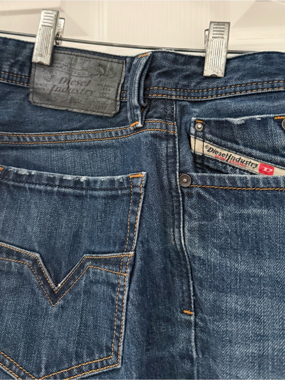 Diesel industry Men’s Dark Blue Slim Jeans with Contrast Stitching 30 x 32